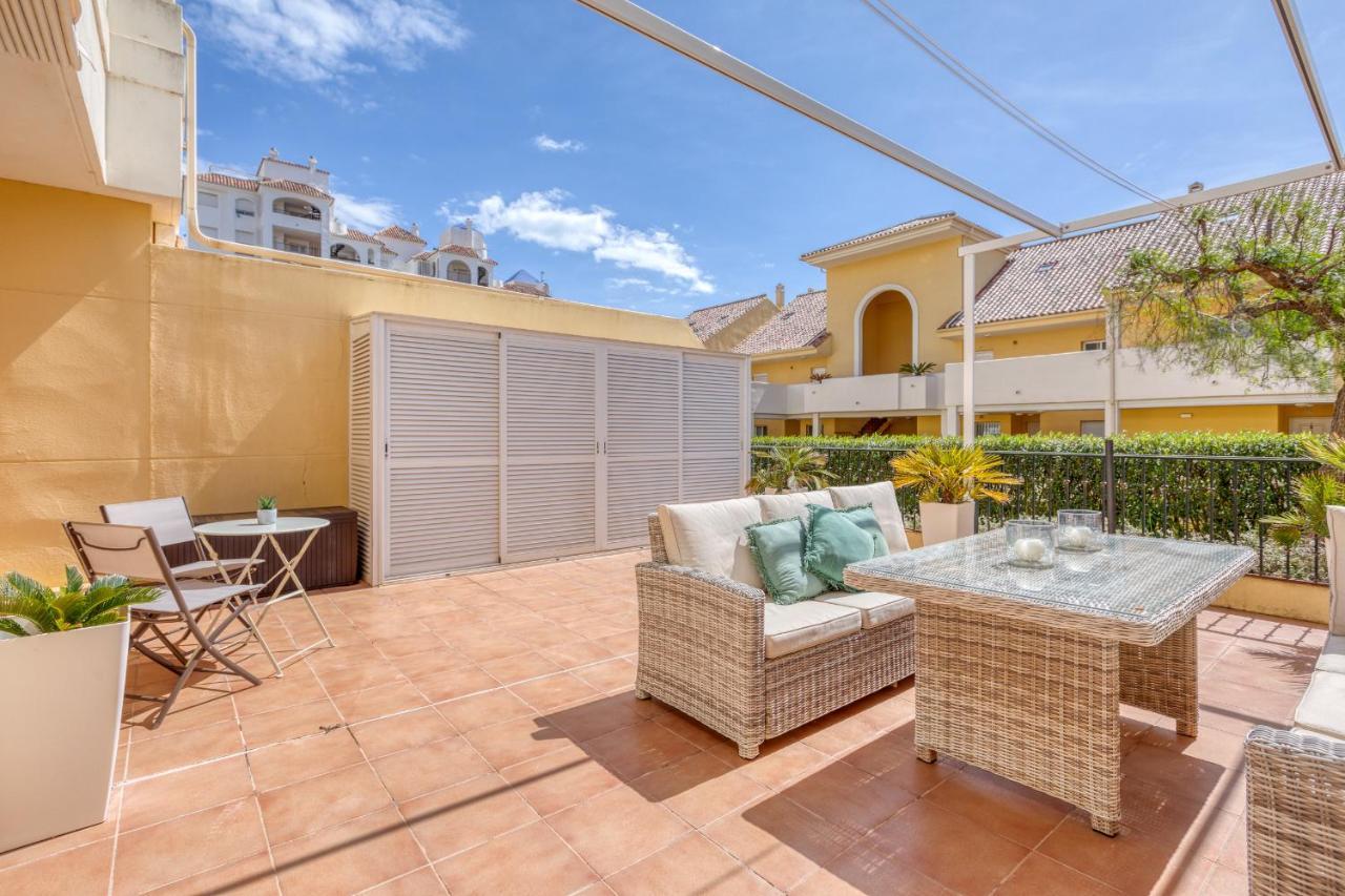 Hanami Puerto Alto Estepona Pa 4-2 Exteriör bild